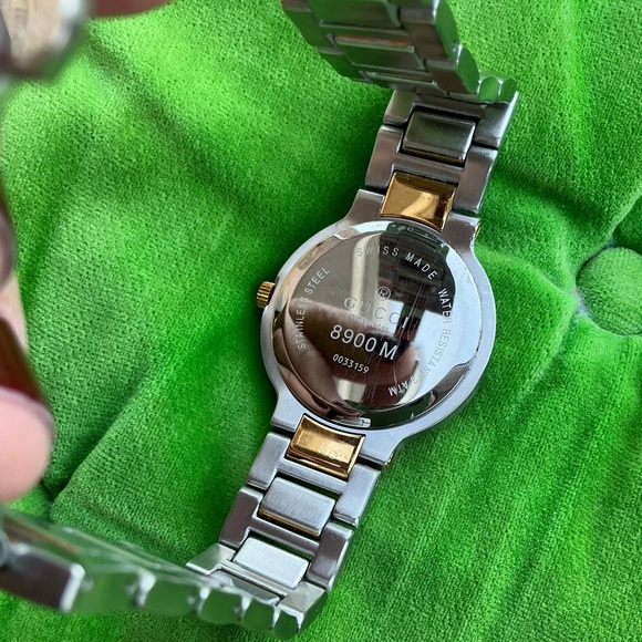 Authentic GUCCI DRESS watch🧡🤍🧡 - Picture 11 of 16